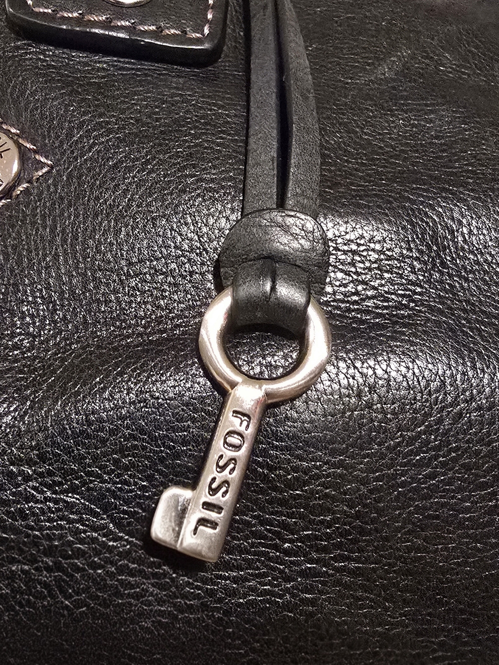 Fossil Y2K Leather East - West Dual Handle Shoulder Bag Black ZB2139. - Picture 6 of 12